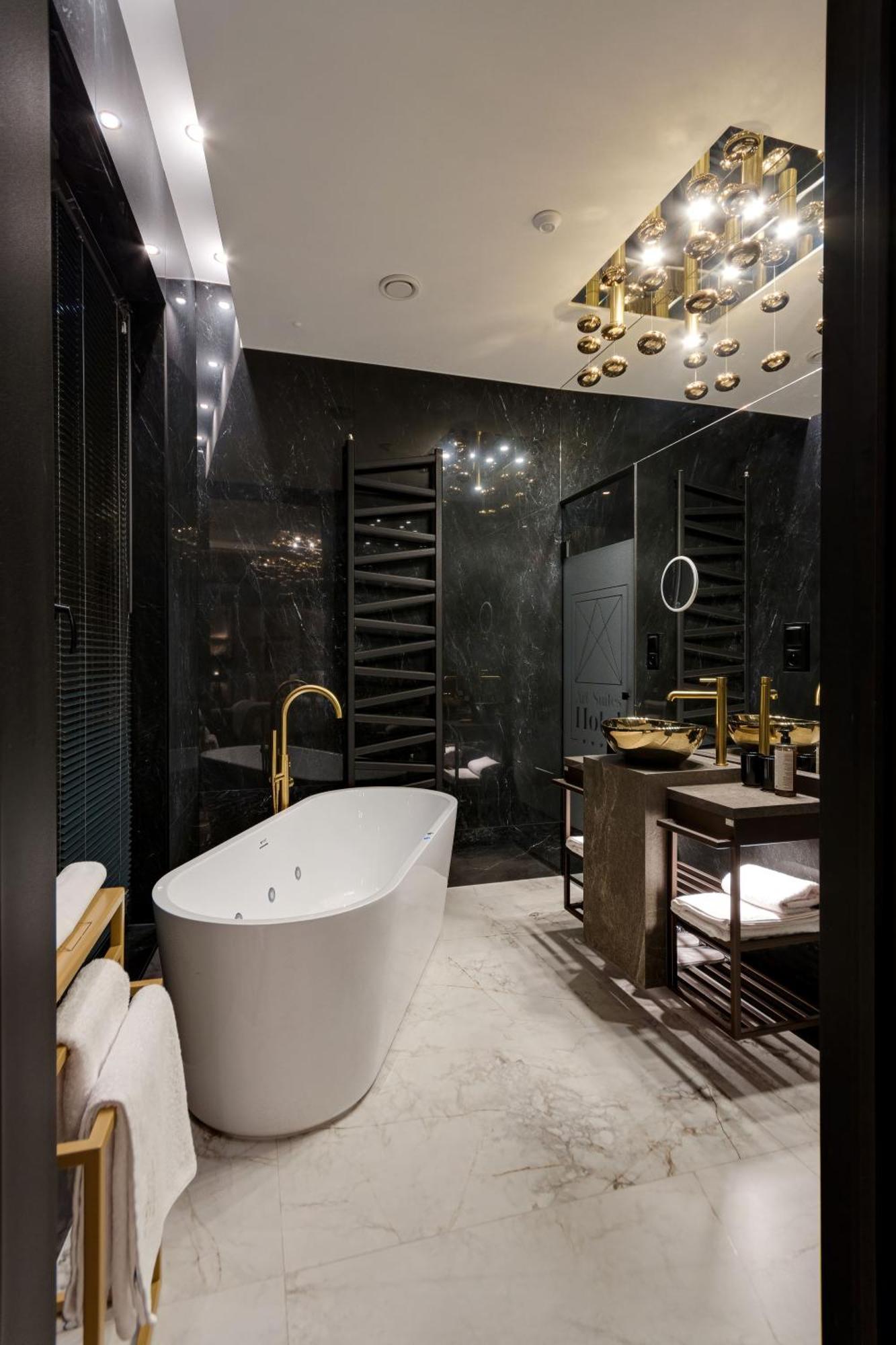 Art Suites Luxury Hotel Краков Экстерьер фото